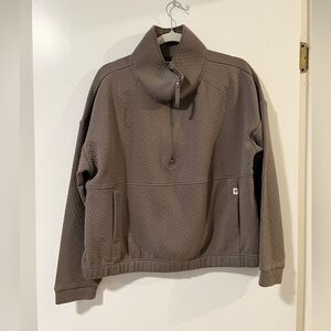 LIV Outdoor Half Zip Pullover